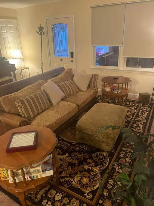 Entire Private 2 Bedrooms House, Nice Neighborhood Arnold Екстериор снимка